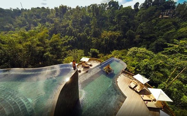 hanging gardens bali - hotel with private pool 