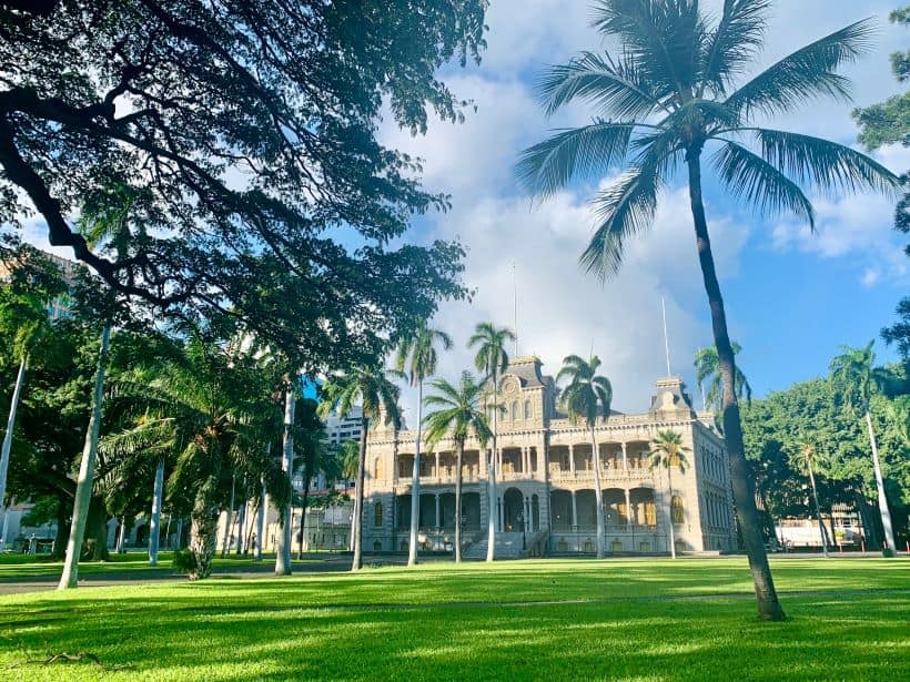 go oahu card free iolani palace entrance